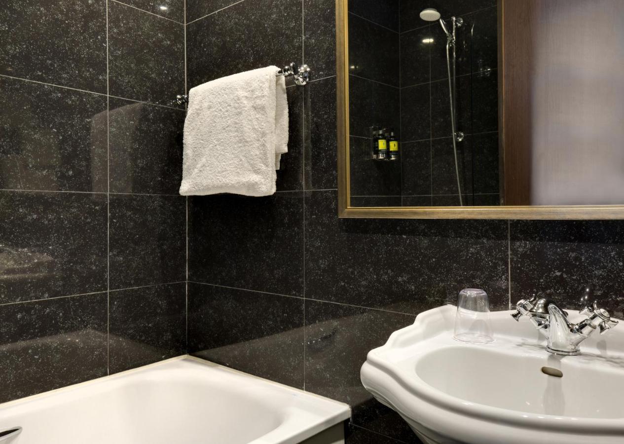 Hotel Le Senat Paryż Zewnętrze zdjęcie